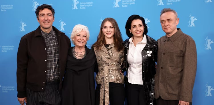 Berlin Film Festival film “Yellow Letters” warns about democracy: Director