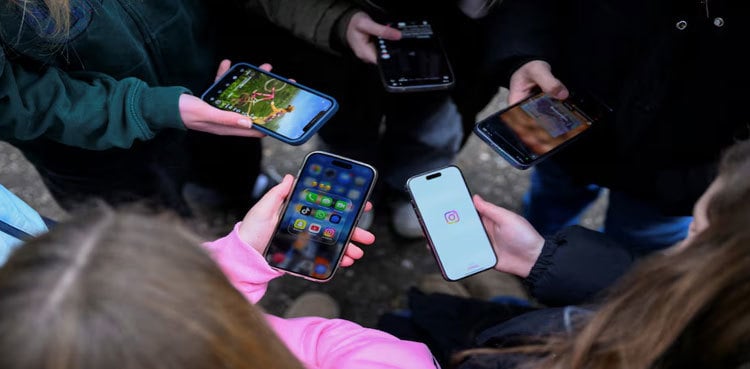 Germany's ruling party backs social media curbs for children