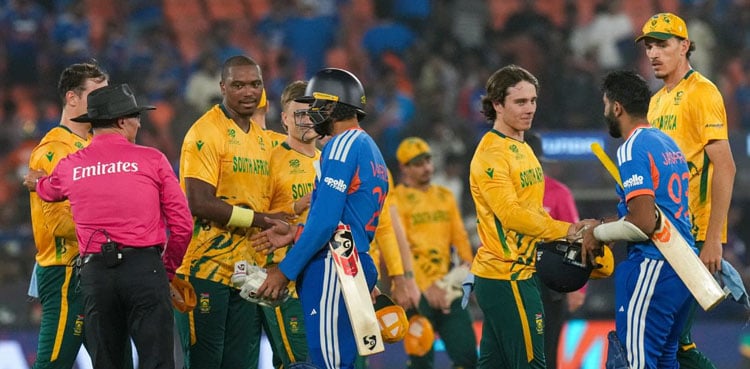 India Stunned in Ahmedabad: Ex-Cricketers Slam “Batting Collapse” as South Africa Snaps 12-Match Winning Streak