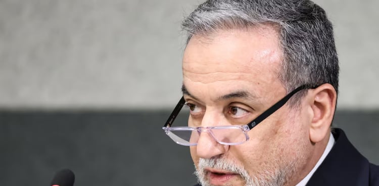  Iran foreign minister says progress made in nuclear talks with US in Geneva