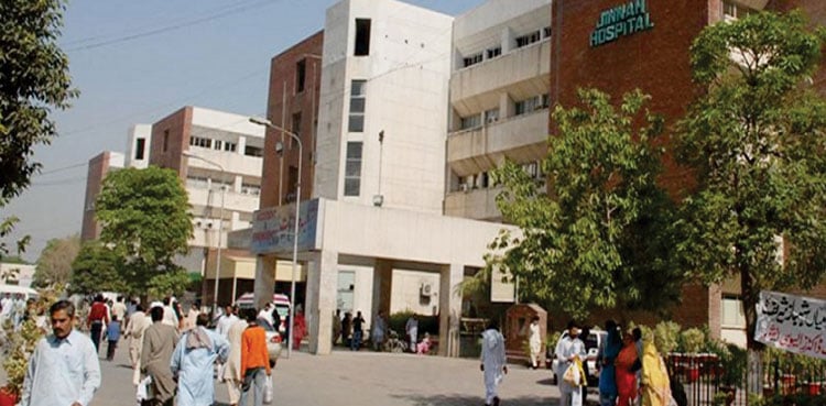 Girl jumps from fourth floor of Jinnah Hospital, Lahore
