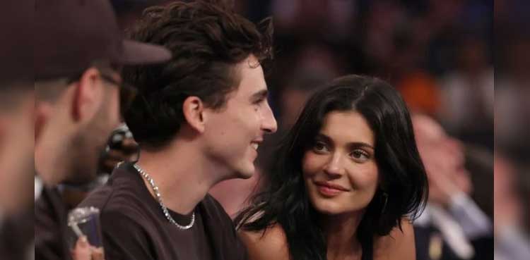 Kylie Jenner, Timothee Chalamet try British snacks for the first time