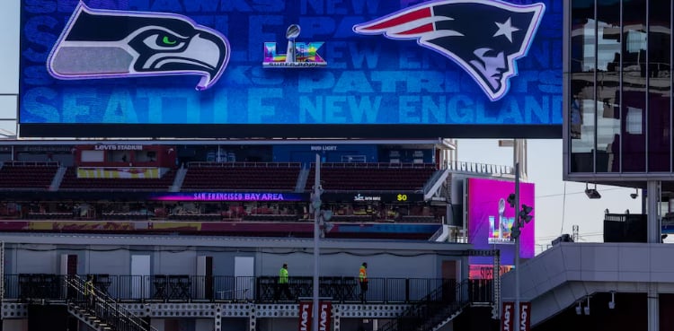  US Olympians cheer on Super Bowl teams – in their dreams