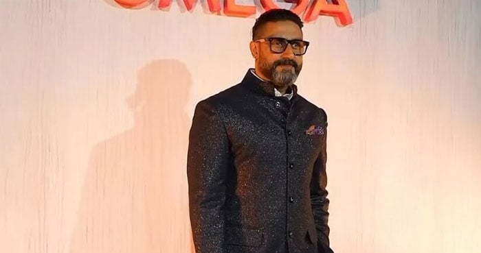 Abhishek Bachchan confirms new look for Shah Rukh Khan’s 'King'