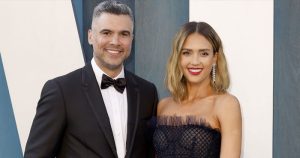 Jessica Alba finalizes divorce from Cash Warren with no alimony agreement