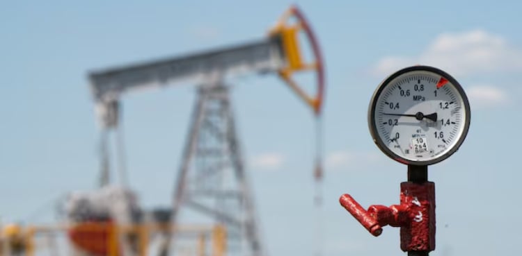 Iran war sends US crude futures up 12% a barrel