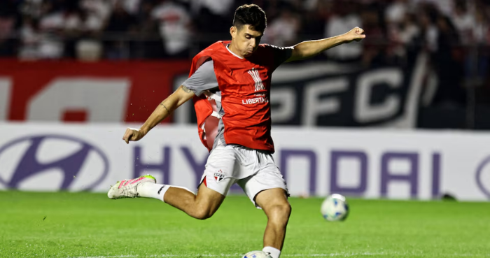 Brazilian Oscar retires at 34 with cardiac issues