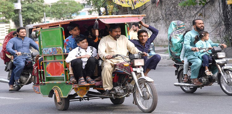 Motorcycle, rickshaw transfer fees abolished amid petrol price hike