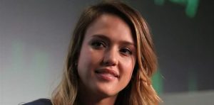 Jessica Alba picture goes viral and here is the REASON