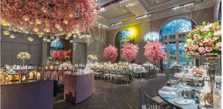 Kuwait lifts ban on public gatherings