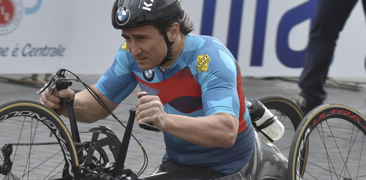 Ex-F1 driver turned Paralympic champion Zanardi dies
