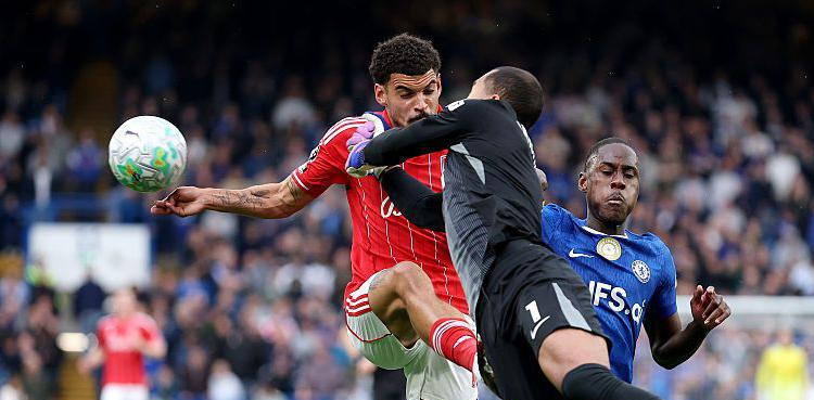 Forest to make late decision on Gibbs-White fitness for Villa Europa semi