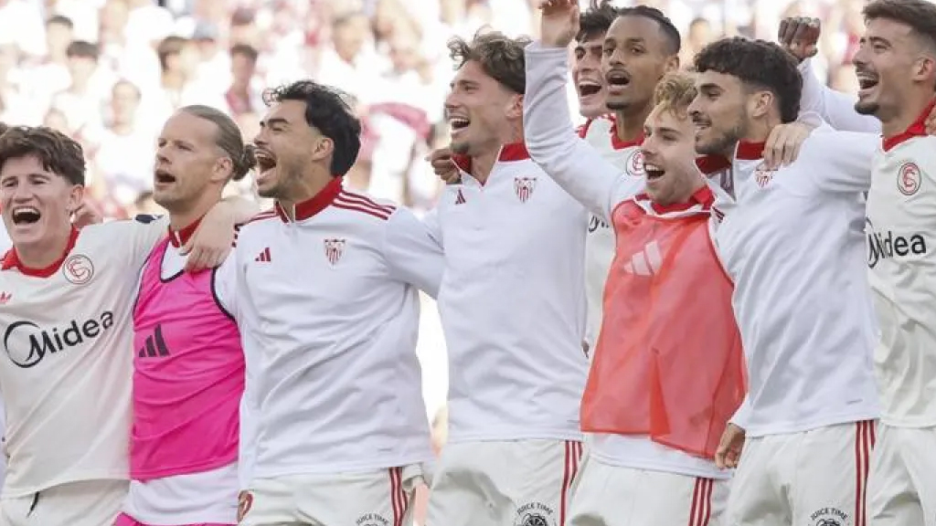 Sevilla strike late to boost survival hopes, Celta edge Atletico