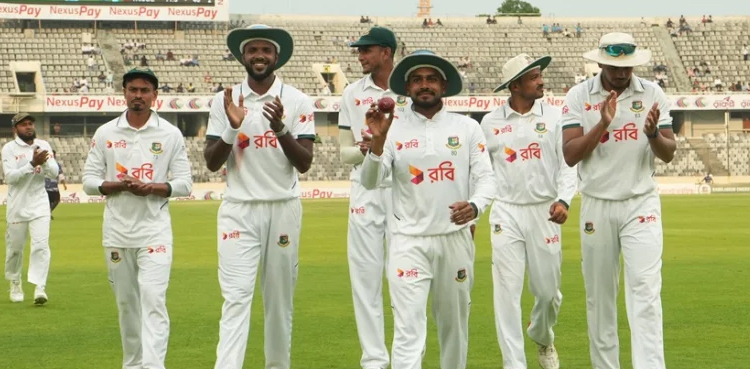 Miraz’s five-fer spins Bangladesh into lead