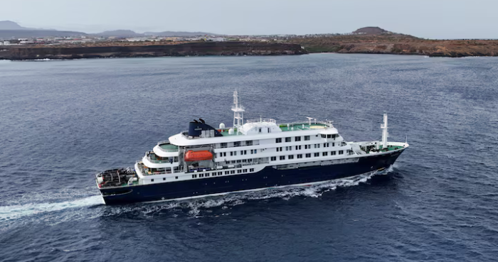 Countries scramble to track passengers of hantavirus-hit cruise ship