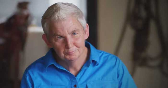 Dame Jools Topp dies at 68