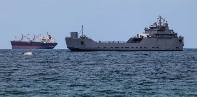 Israeli police force Gaza flotilla activists to kneel with hands bound, video shows