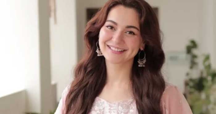 Hania Amir sparks buzz with unexpected pic of Asim Azhar