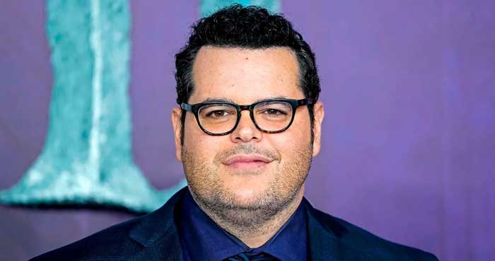 Josh Gad shares daughter’s crazy obsession