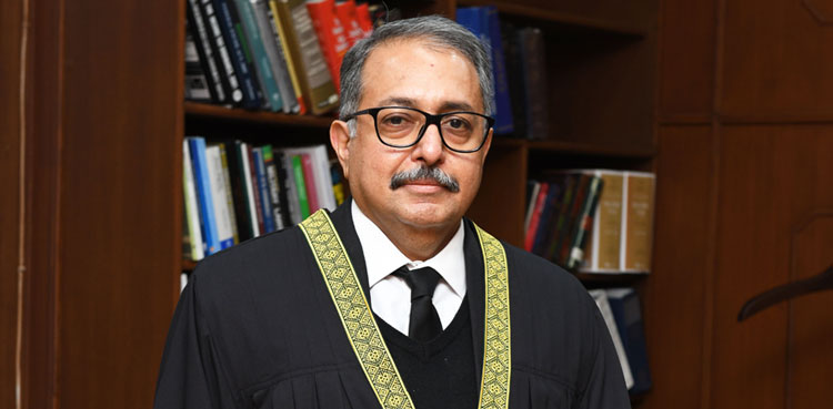 Justice Aamer Farooq reveals receiving fake bank call by scammers