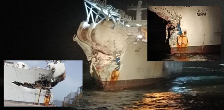 Two ships accidentally crash in open waters near Karachi