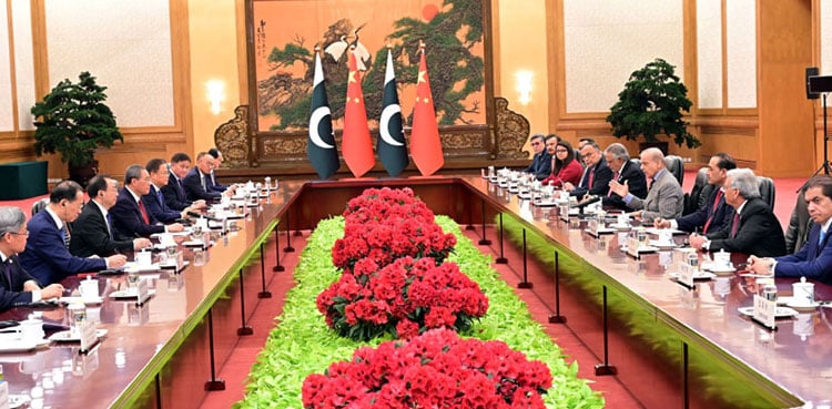 Pakistan playing sincere role to mediate between US, Iran: PM Sharif tells Li