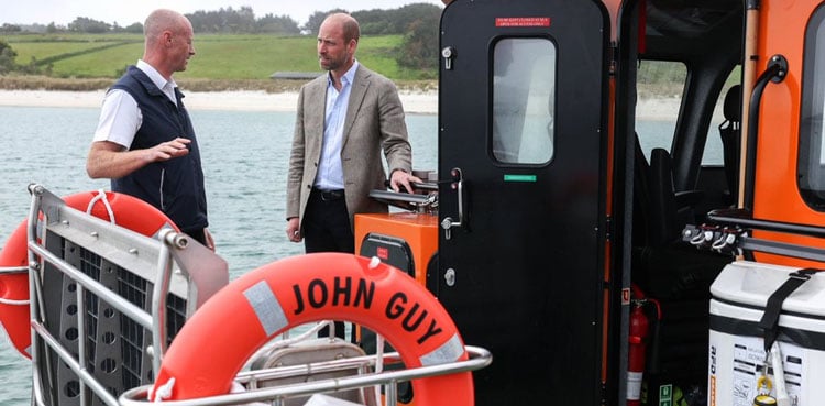 Prince William travels Scilly for royal duties after Istanbul trip