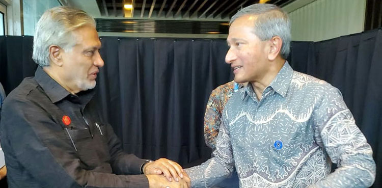 Dar seeks Singapore’s help for return of Pakistanis, Iranians aboard vessels seized by US