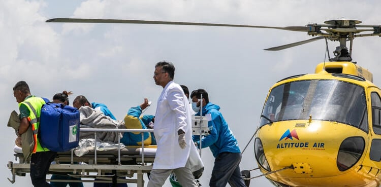 Nepali climber alive after six days missing on Everest