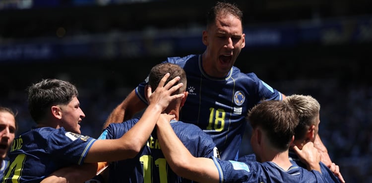 Bosnia in strong position to reach last 32, Qatar out of World Cup