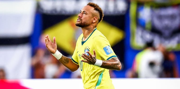 Neymar returns as Brazil beat Scotland