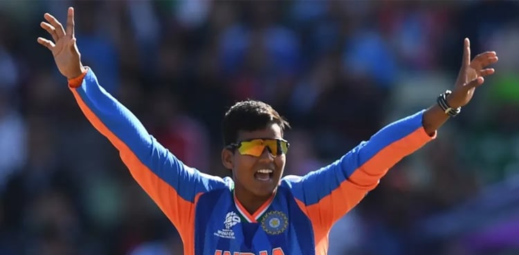 India sink Pakistan in Women’s T20 World Cup clash