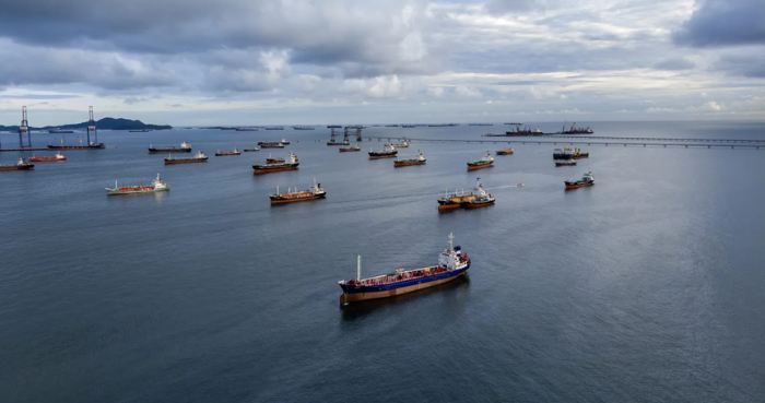 Strait of Hormuz ship traffic climbs after war deal: trackers