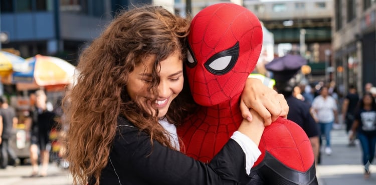 Zendaya votes against Tom Holland