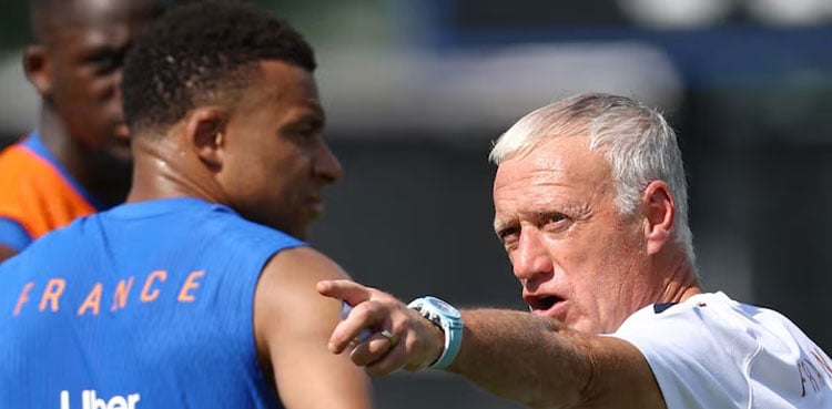 No thoughts of revenge as France start World Cup against Senegal, says Deschamps