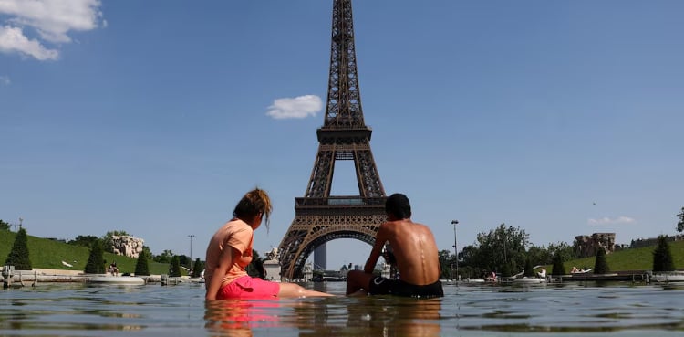 France heatwave sees three deaths, 13 drownings