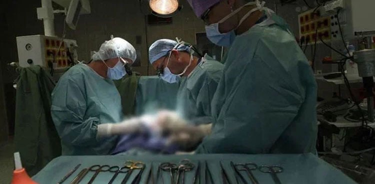 Lahore heart surgeon charges 1M for ‘free operation’