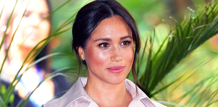 Meghan Markle’s dramatic Palace departure branded ‘heroic’