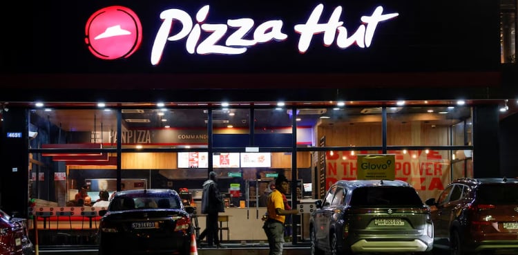 Yum Brands to sell struggling Pizza Hut chain