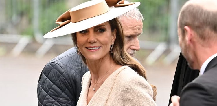 How Princess Kate balanced etiquette at royal wedding