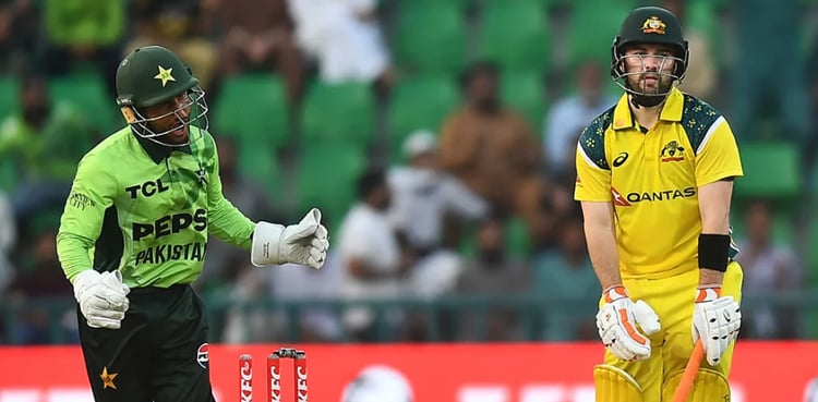 Green and Inglis hit fifties as Australia post 231-9 in second ODI