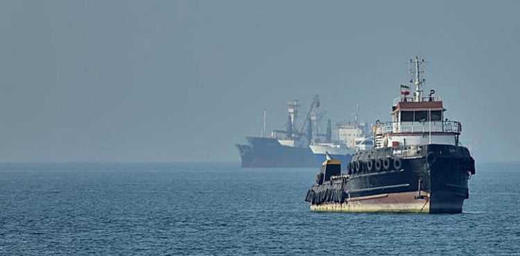 US, Iran hit each other again as hopes for quick peace deal fade