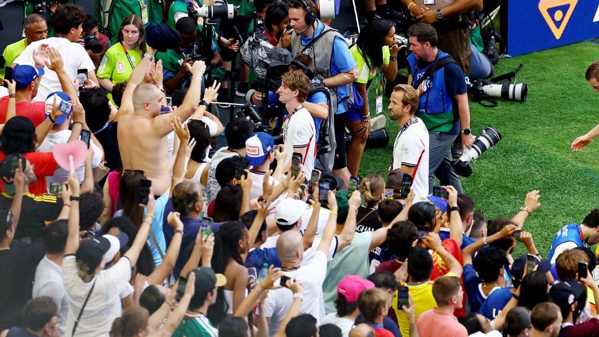 FIFA toasts World Cup triumph as tournament draws to close
