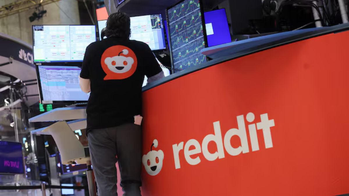 Reddit flags volatile search referrals as US user growth slows