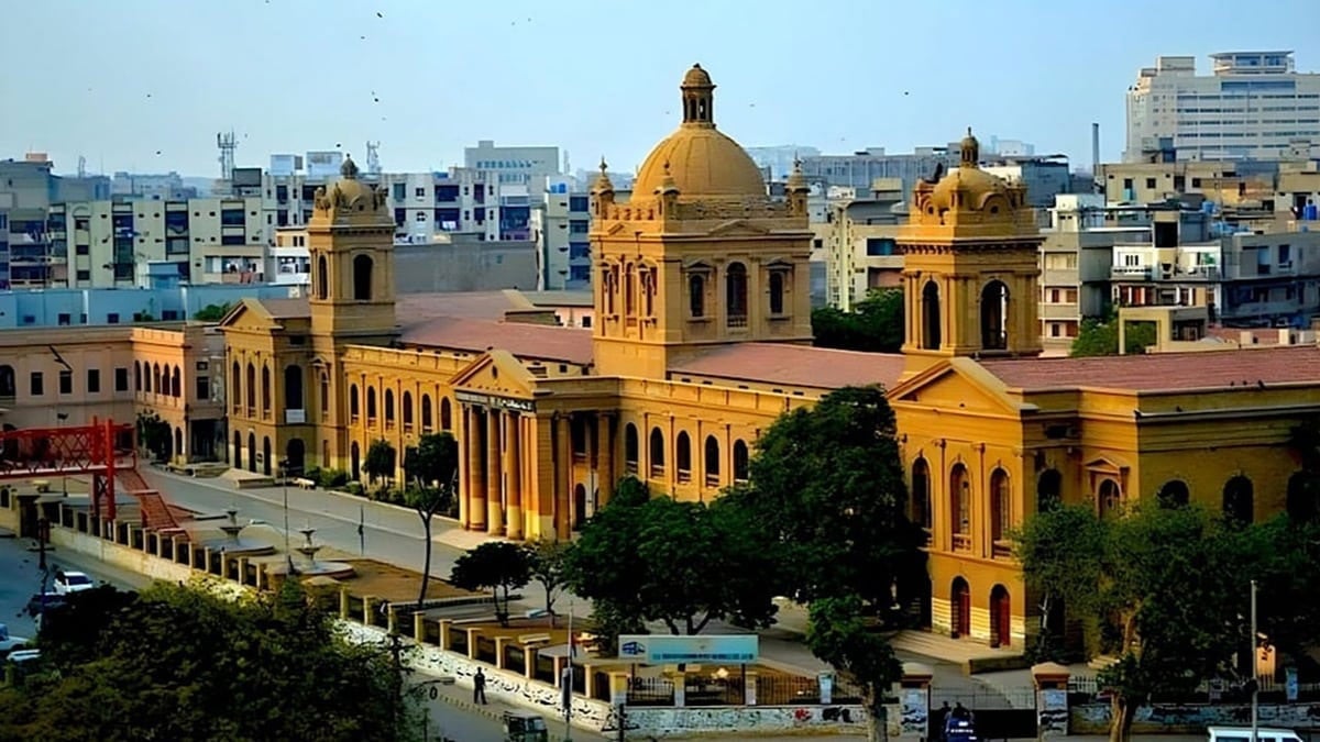 New timings for colleges announced in Sindh