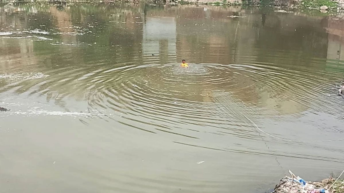 Father drowns in Rawalpindi’s Lai Nullah while trying to save son