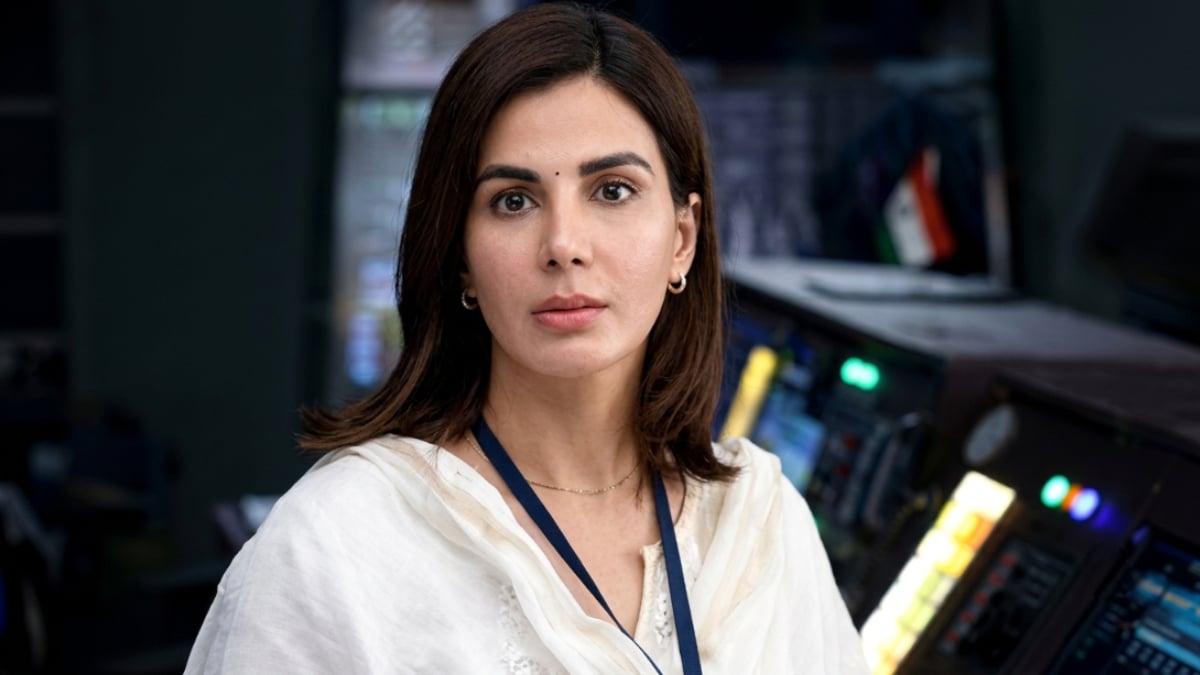 Kirti Kulhari falls victim to  Rs 2.4 lakh credit card fraud