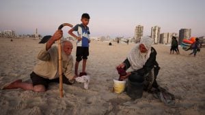 In Gaza, a mother’s hunt for water lays bare a worsening health crisis