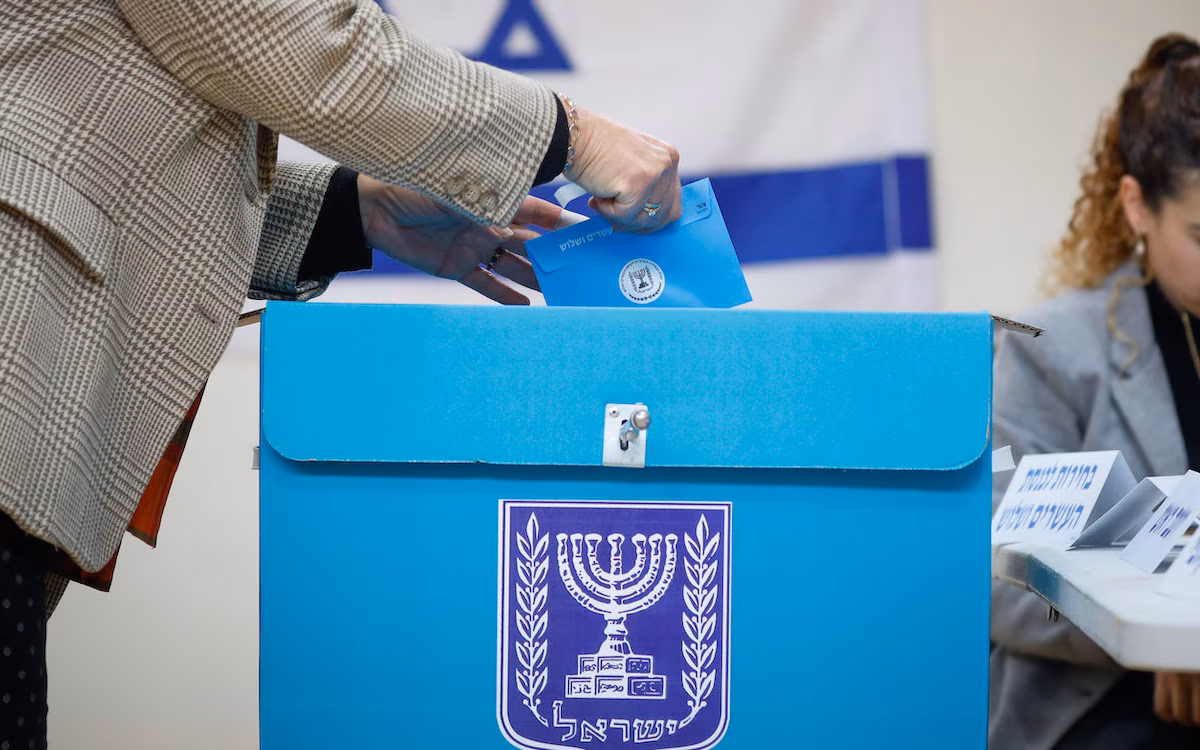 Israel to vote on October 27 in key test for Netanyahu