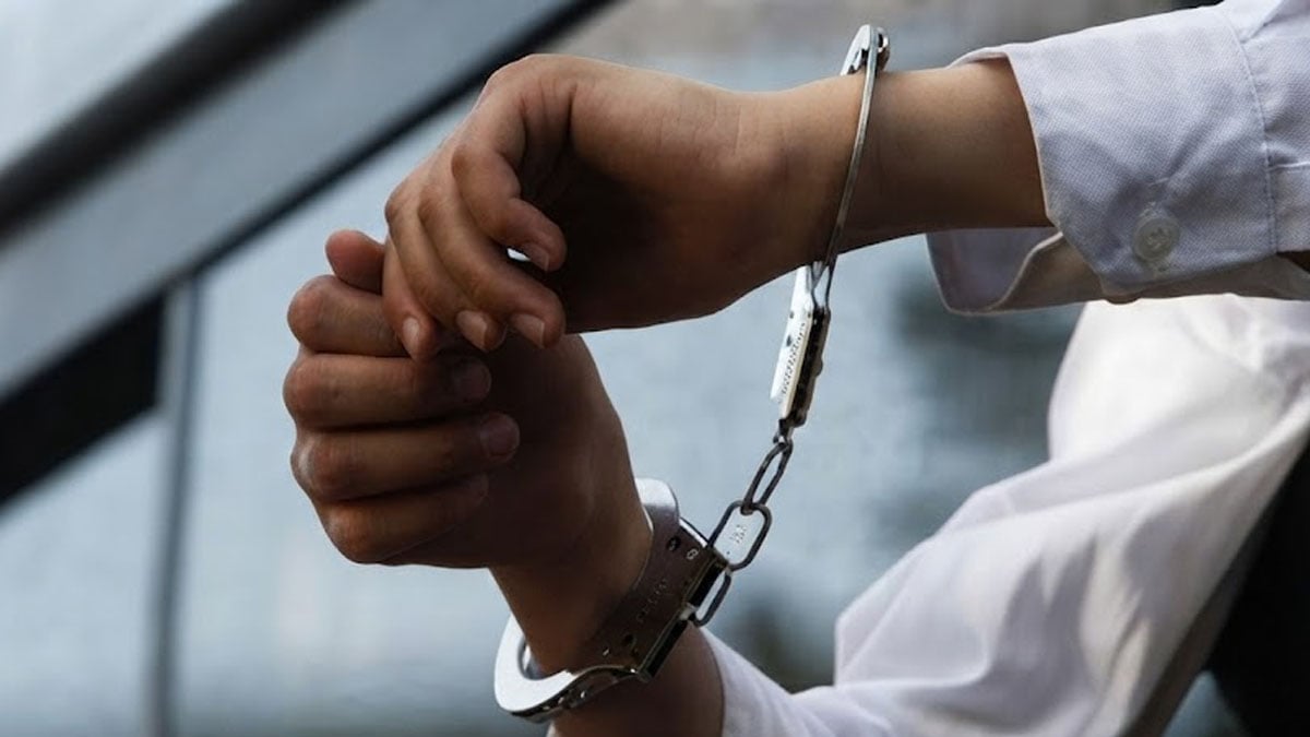 Son kills father over property dispute in Karachi, two arrested